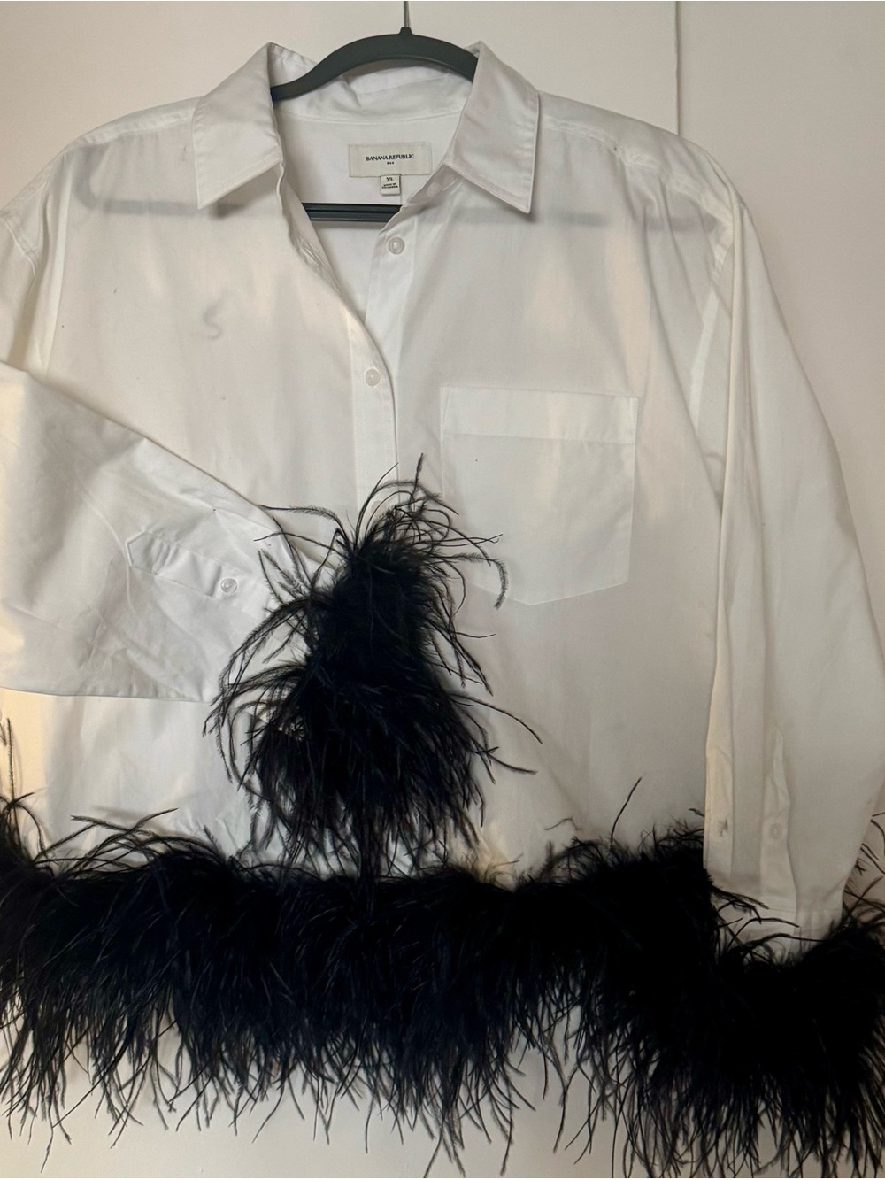 NWT White 100% Cotton Button Up Blouse with Black Feather Trim Size XL